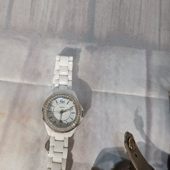 Bundle of Vintage and Luxury Ladies Watch Set - 02 - Picture 6 of 10